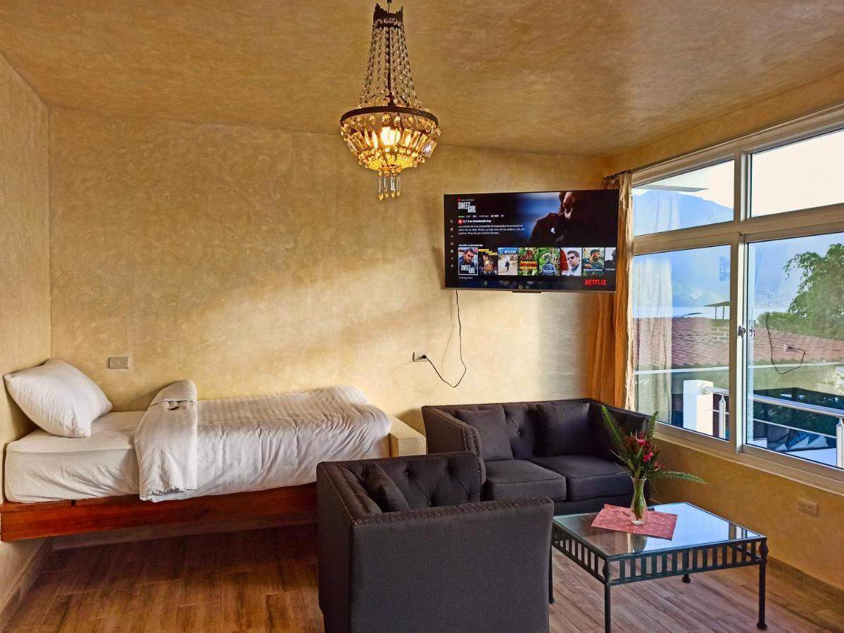 Villa Casa Lobo San Pedro La Laguna Esterno foto